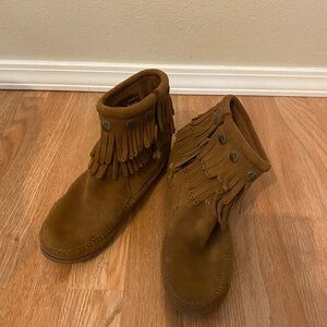 Minnetonka Double Fringe Side Zip Boot